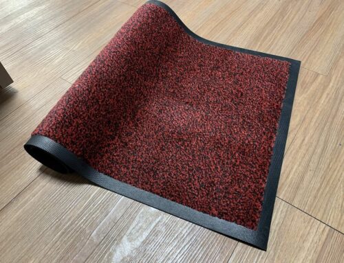 Washable rubber carpet mat